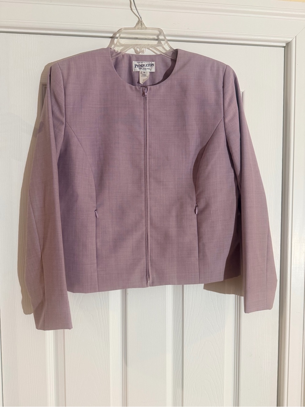 Ladies Size 10 "Pendleton" Lavender Zip-Front Blazer GUC